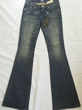 Rare vintage Rock & Republic "Claire" Fit Sample Jeans in a Size 25! 🌟